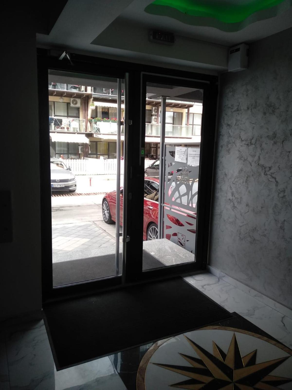 Garsoniera Saturn Apartment Exterior photo